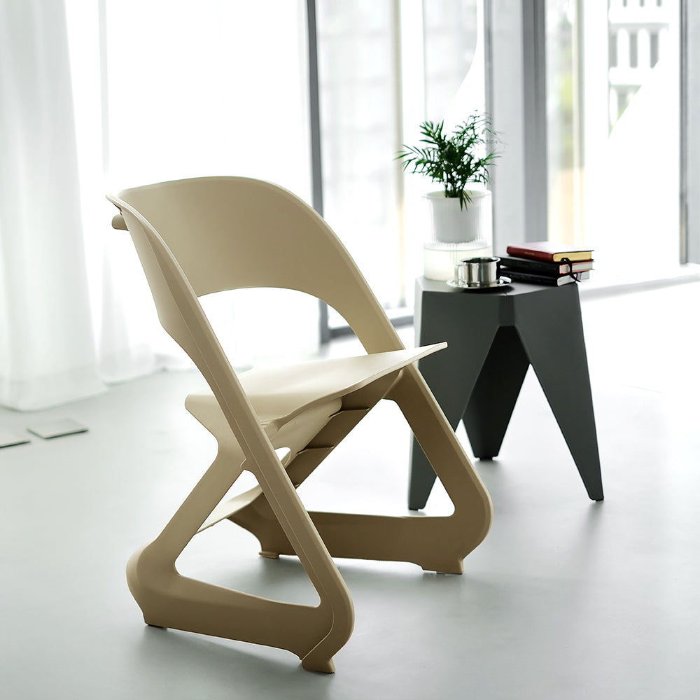 AI-PP-CHAIR-BG-202502281210-05.jpg