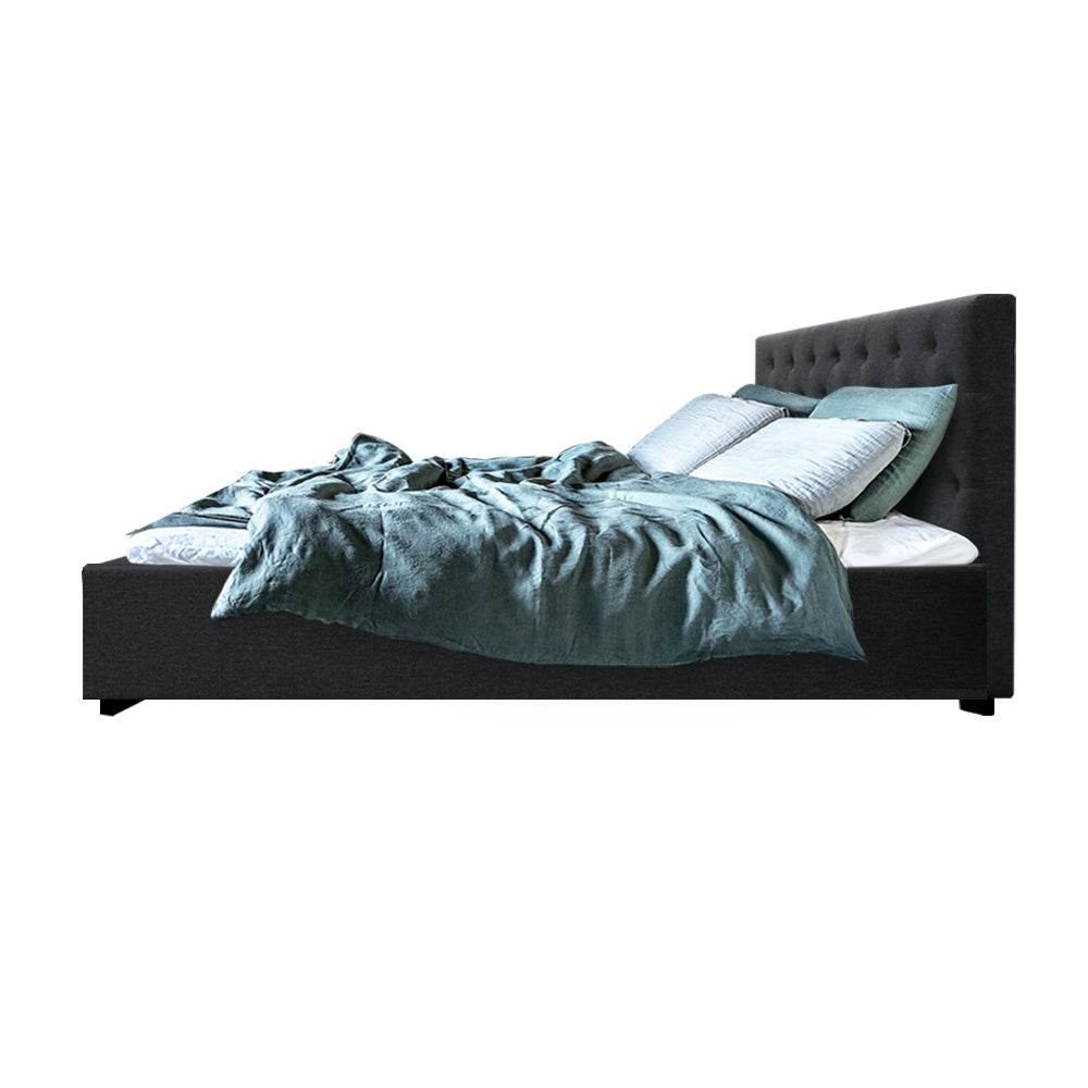 BFRAME-E-VILA-Q-CHAR-AB-202503041142-03.jpg