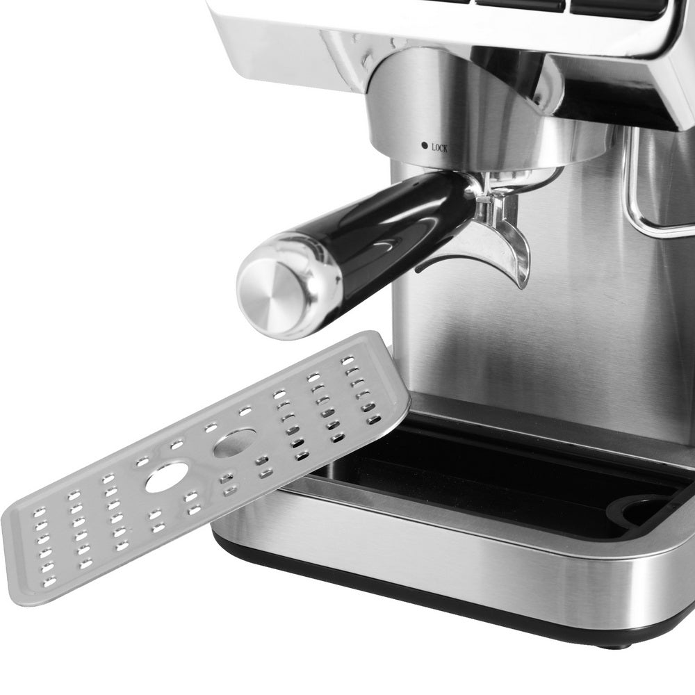 CM-06-SS-183427-03.jpg