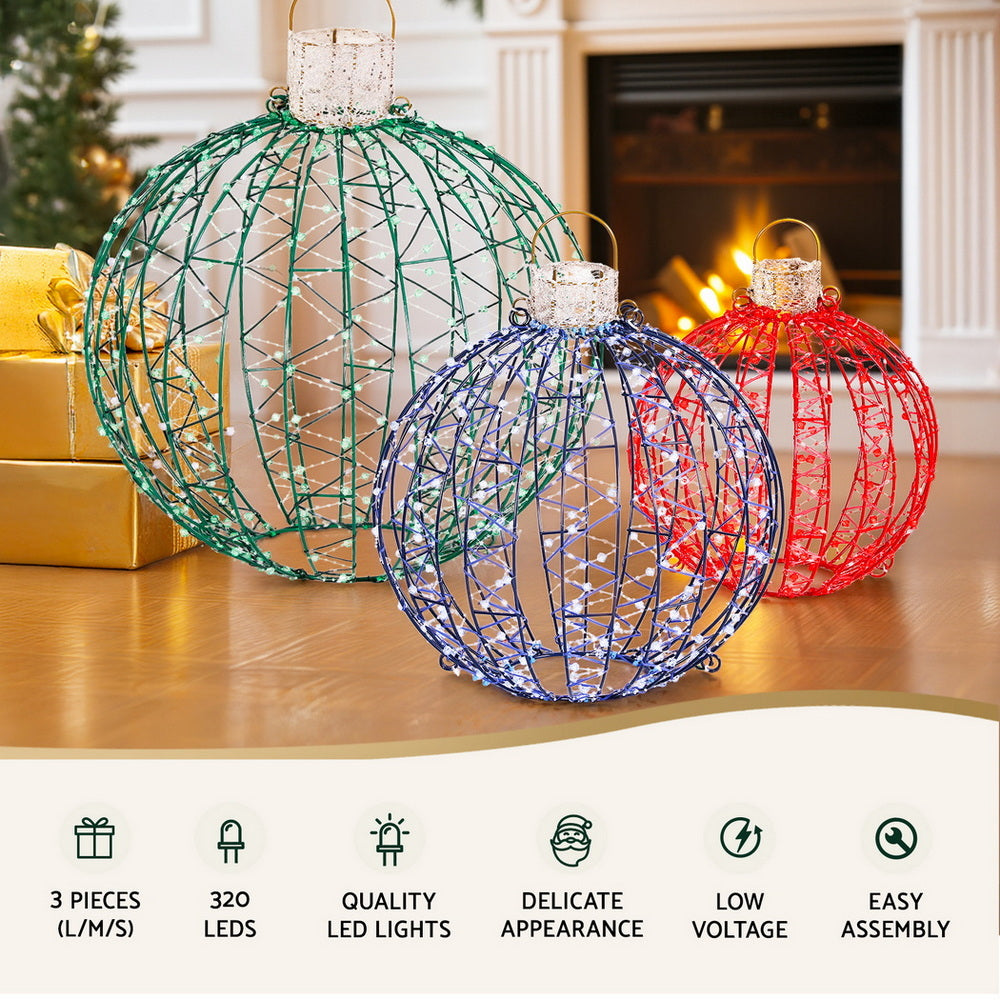 XMAS-MOT-BALL-RGB-202508132012-03.jpg