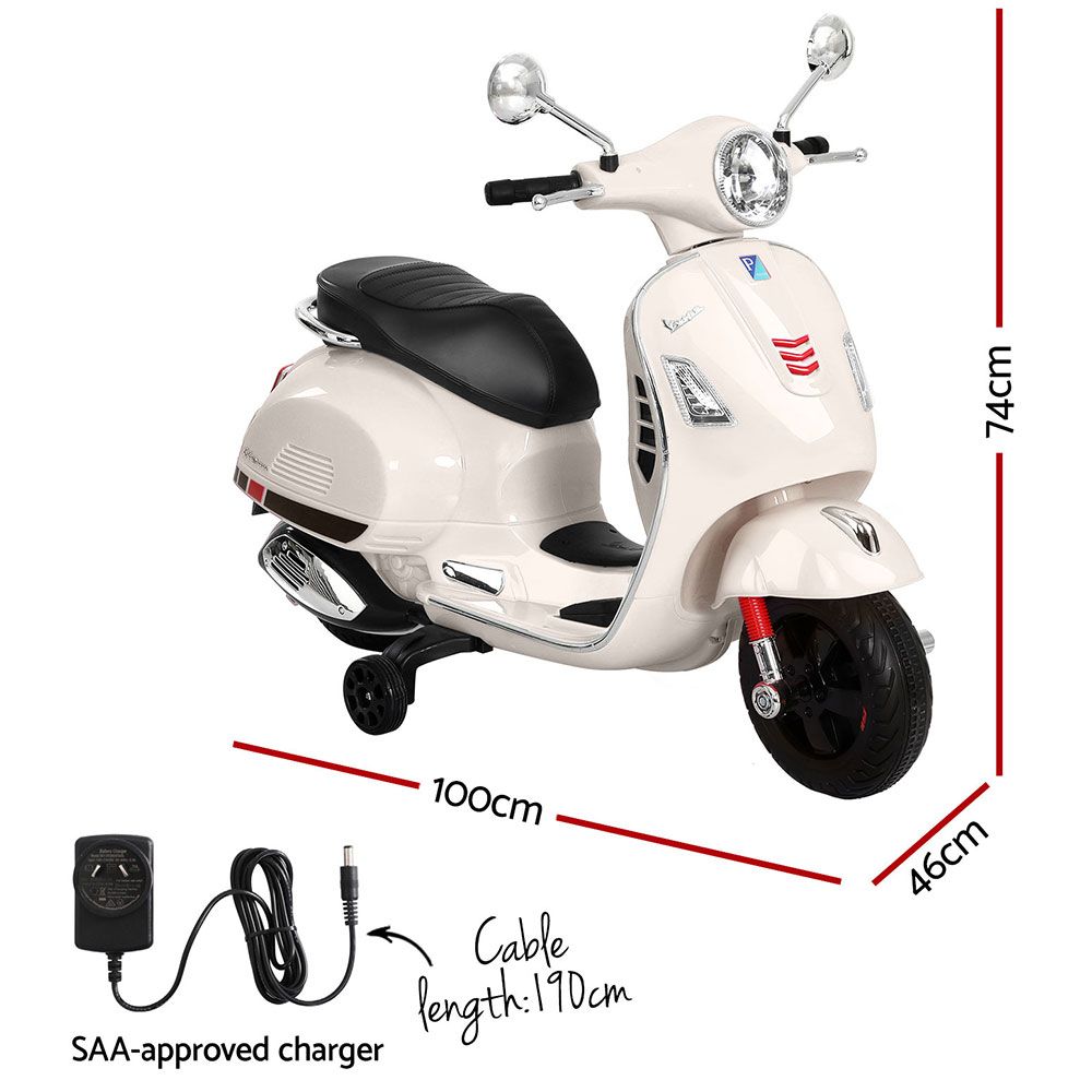 RCAR-MBIKE-VESPA-WH-01.jpg