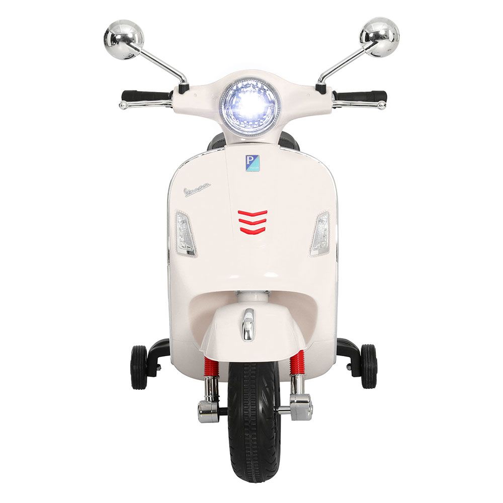 RCAR-MBIKE-VESPA-WH-02.jpg