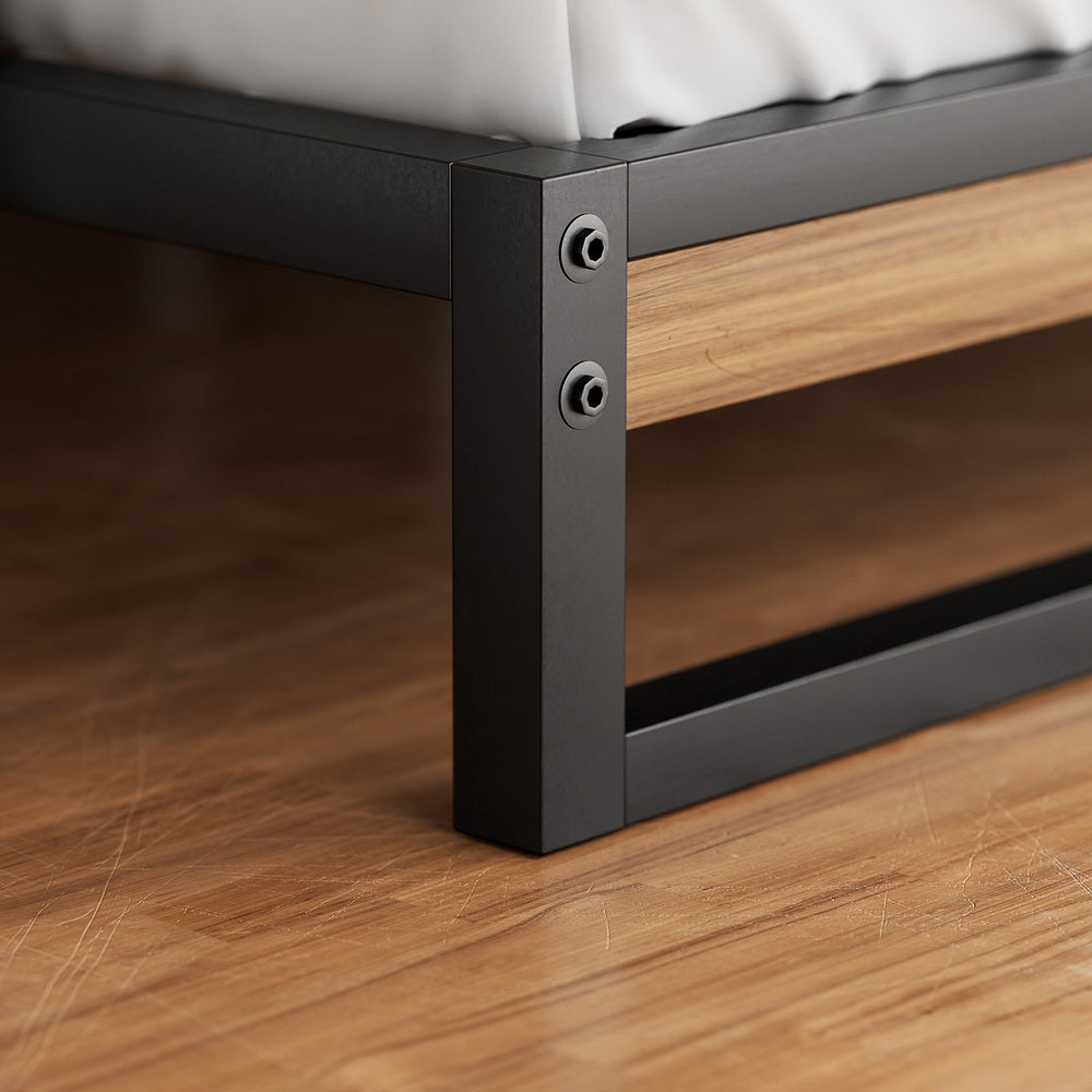 MBED-C-DANE-Q-BK-AB-21385-04.jpg