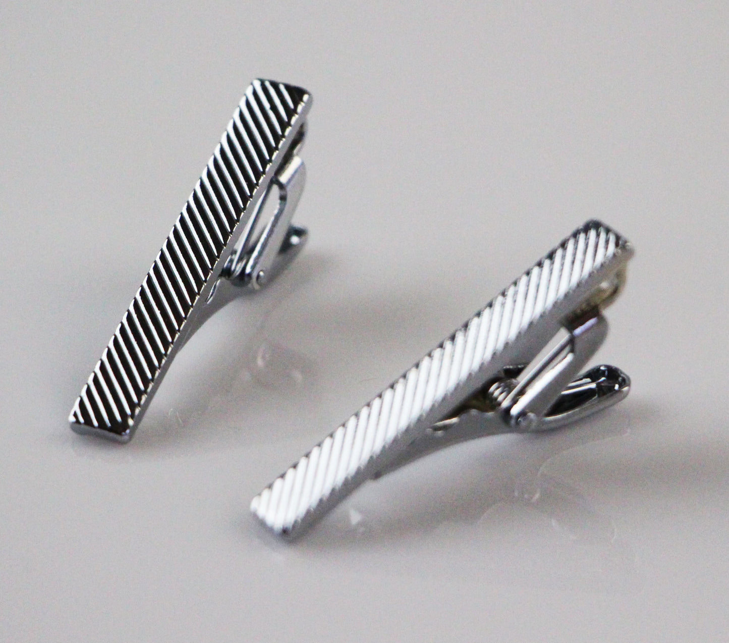 Mens Silver Diagonal Stripe Tie Clip Clasp
