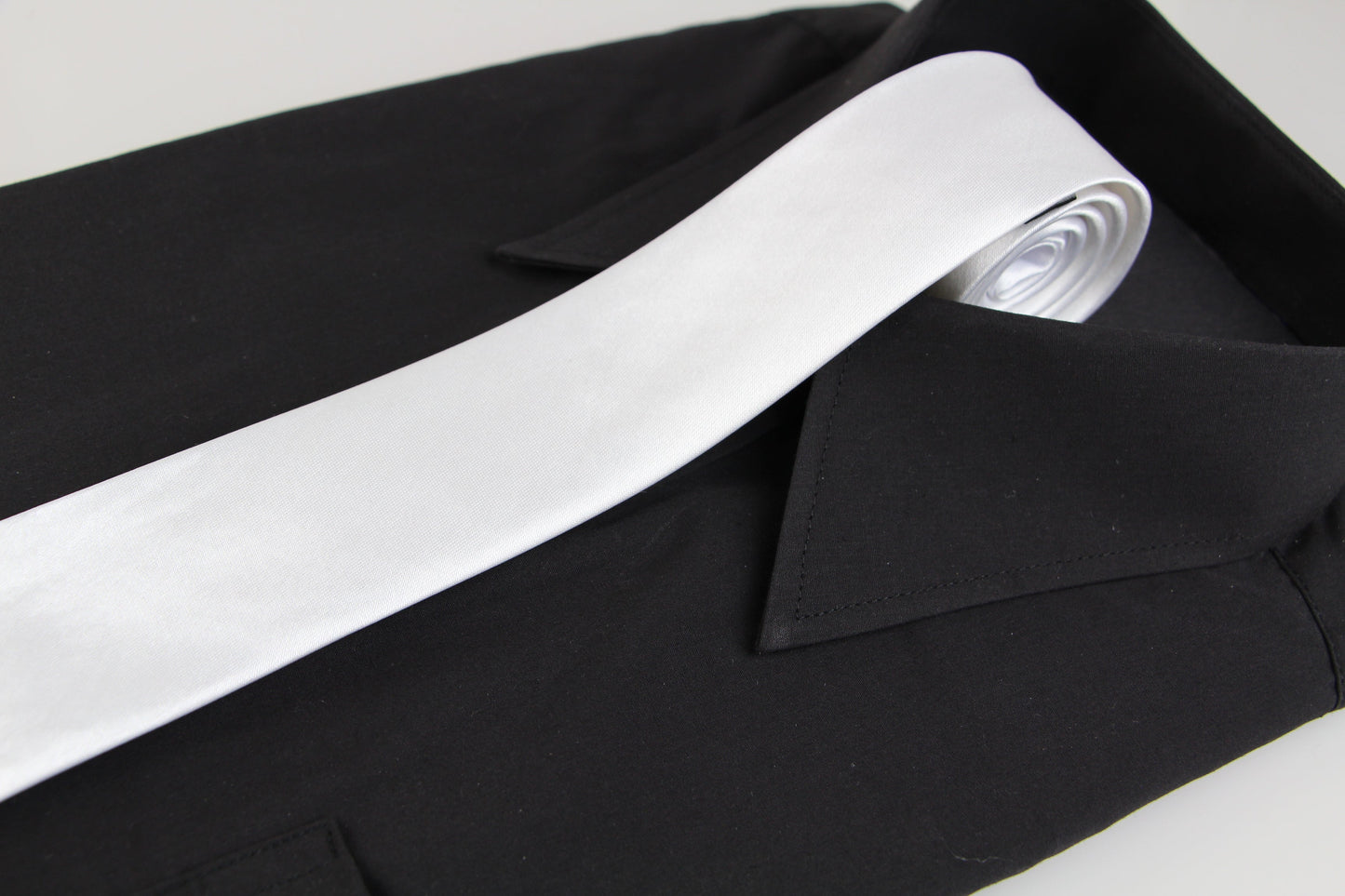 Mens White 5cm Skinny Plain Neck Tie