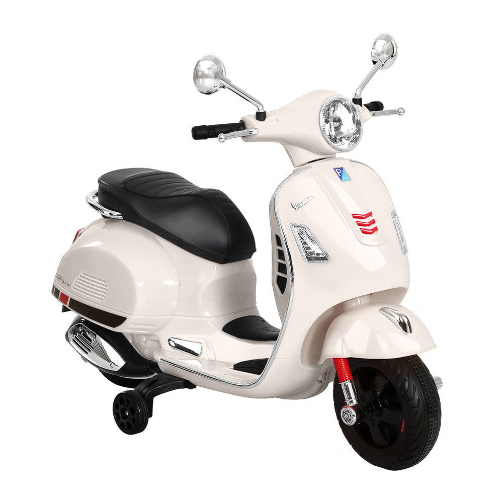 RCAR-MBIKE-VESPA-WH-95238-00.jpg