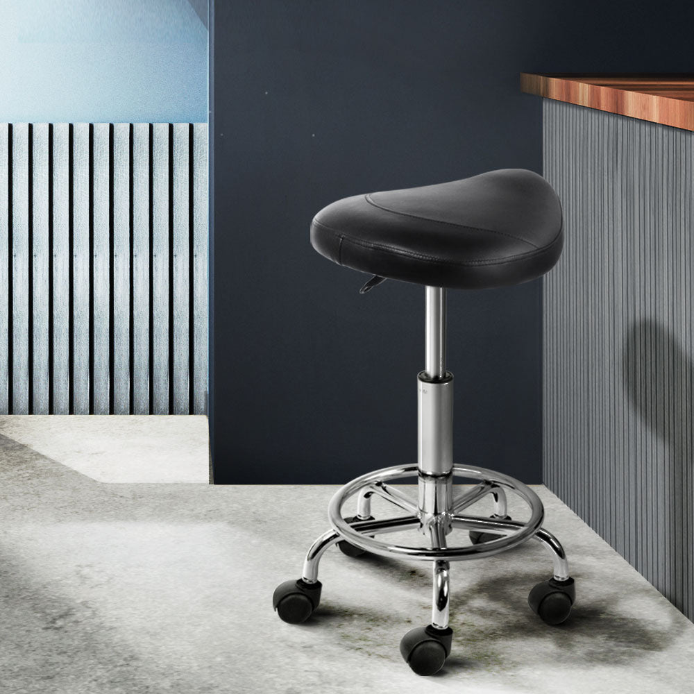 SALON-B-ERG-BKX2-202504111608-06.jpg