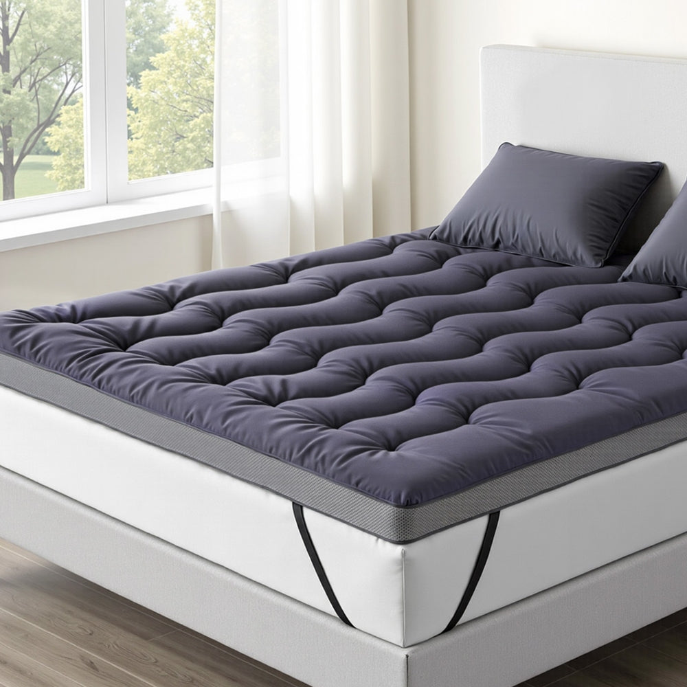 TOPPER-WA-CHAR-Q-202507181426-06.jpg