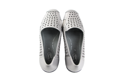 Womens Homyped Lizzy Platinum Sandals Slip On Shoes Flats