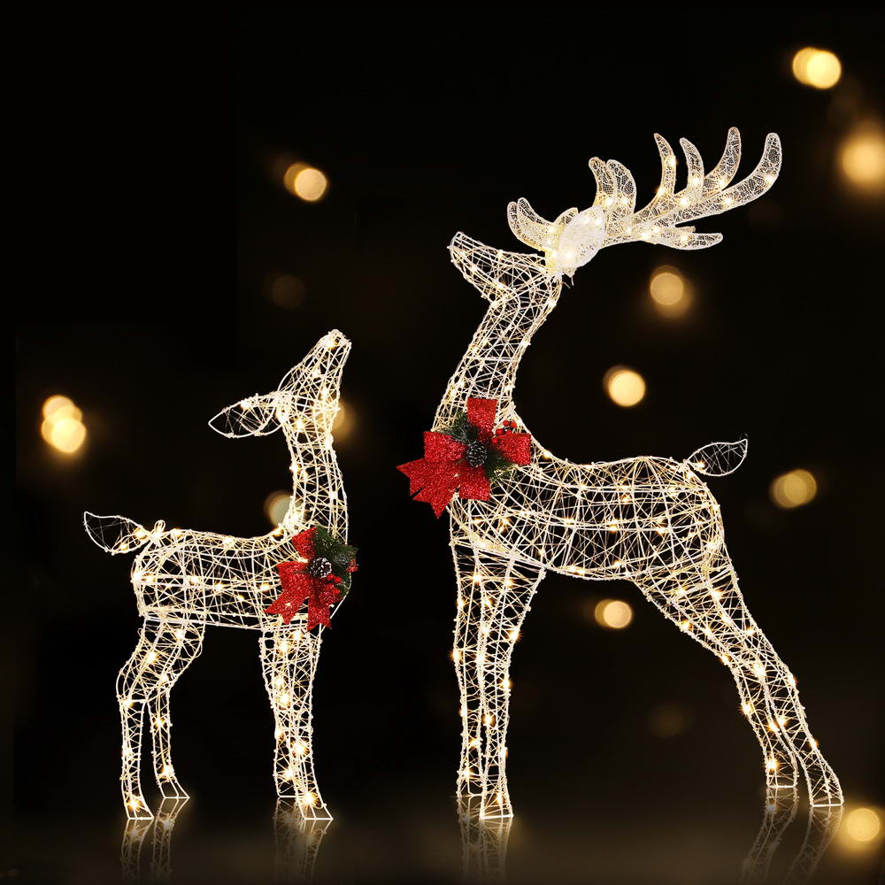 XMAS-MOT-2DEER-WARM-189926-06.jpg