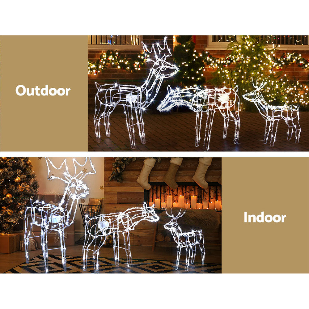 XMAS-MOT-3DEERS-MOV-WH-03.jpg