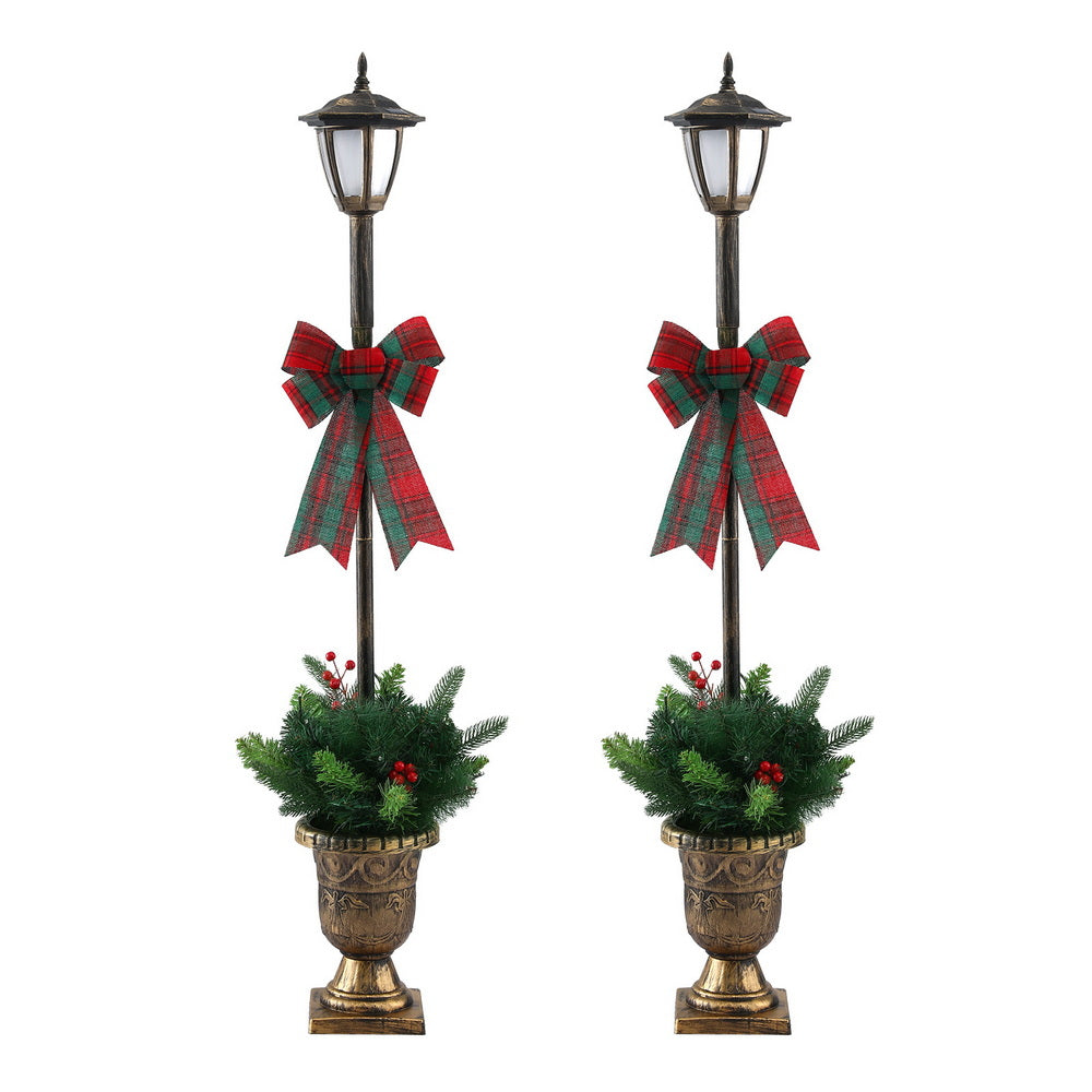 XMAS-MOT-LAMP-BRX2-202508131810-00.jpg