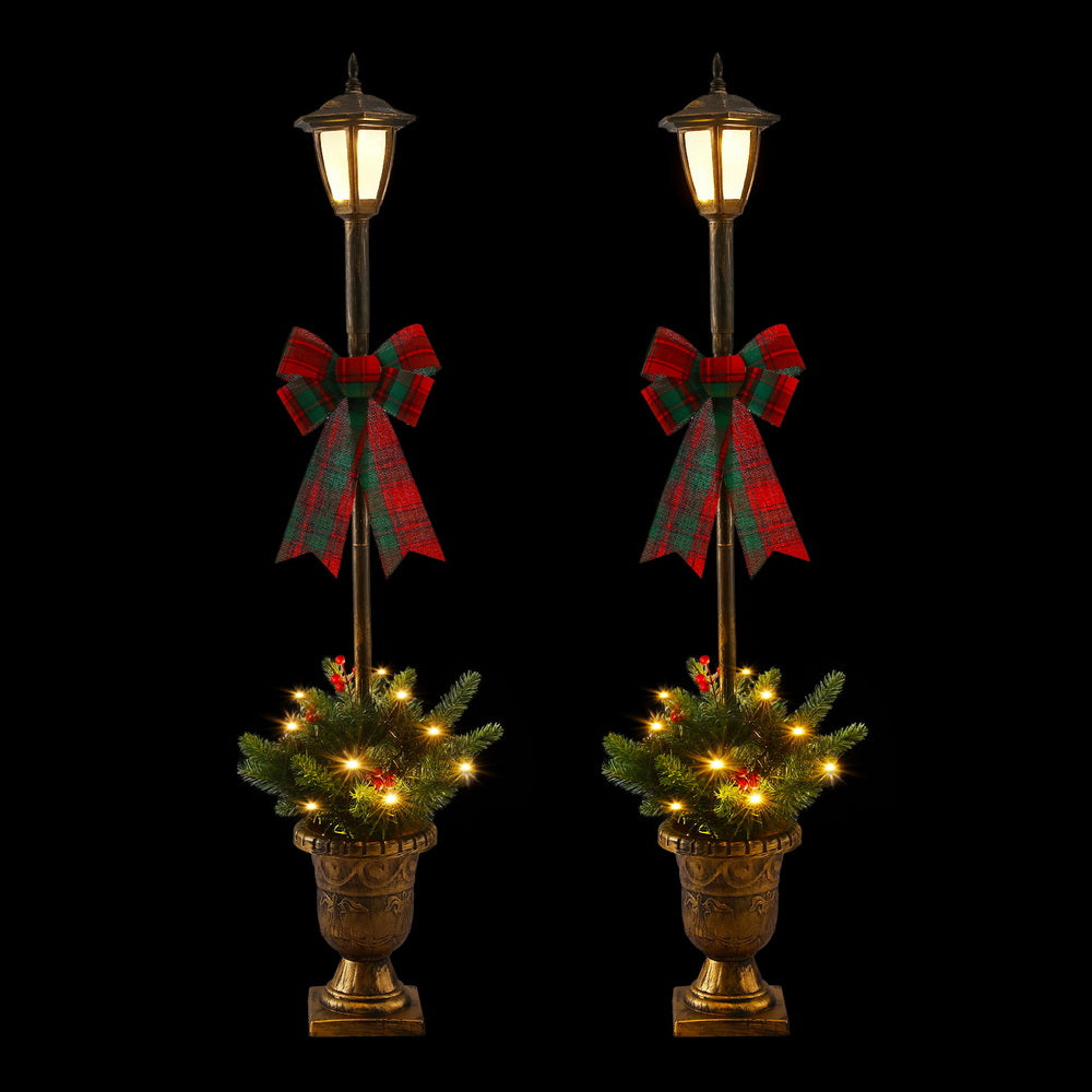 XMAS-MOT-LAMP-BRX2-202508131810-02.jpg