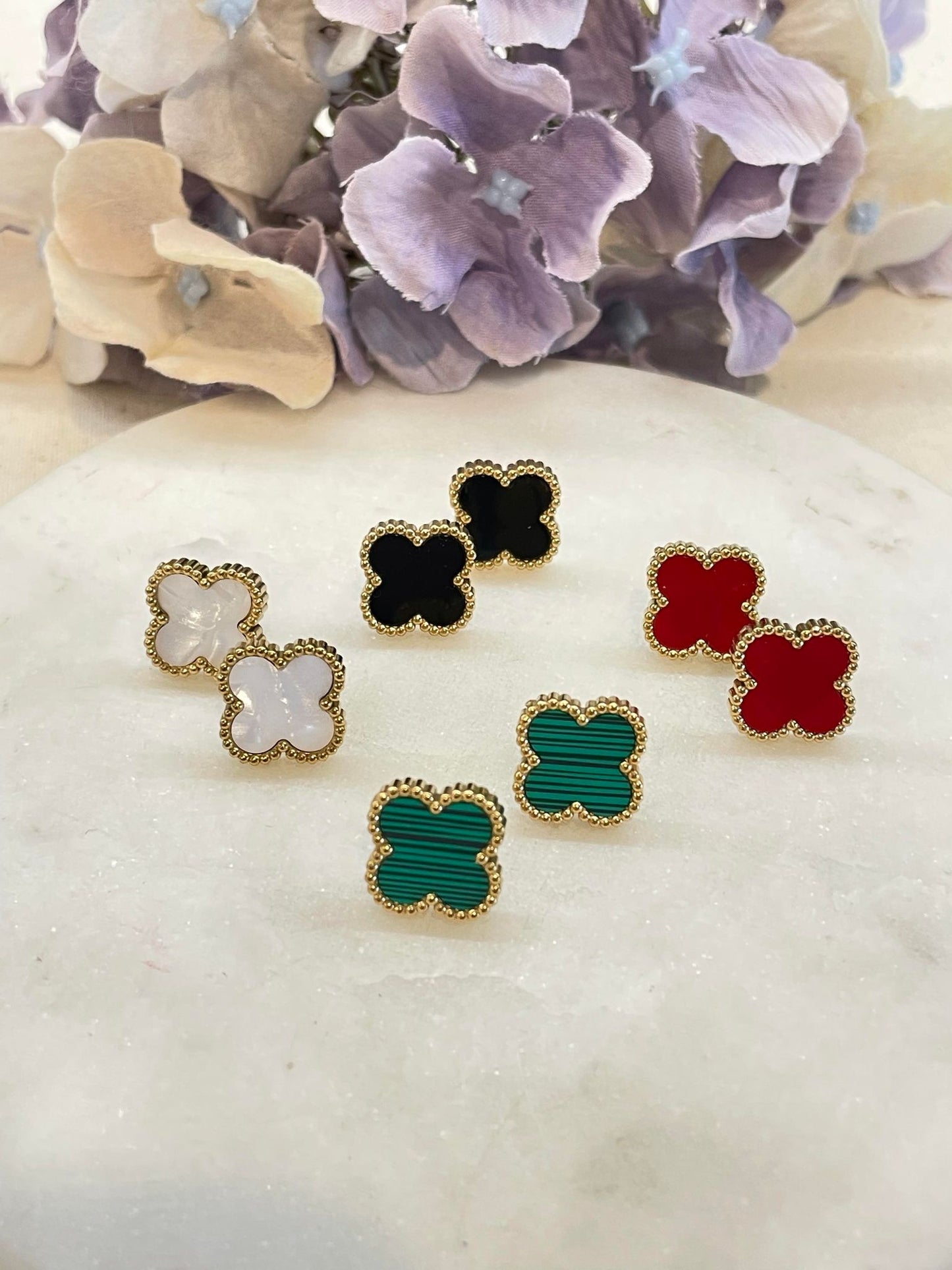 Four leaf clover stud earrings Red - Gold Plated Tarnish Free Jewellery
