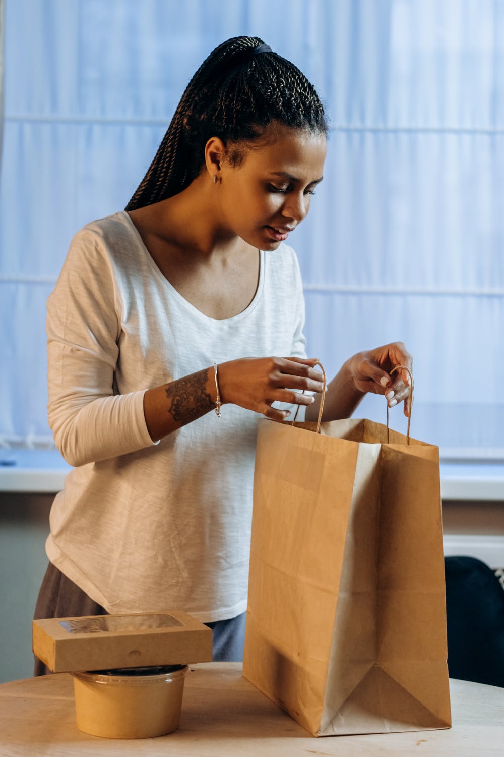 500 X Brown Kraft Paper Food Bowls And Lids 750Ml