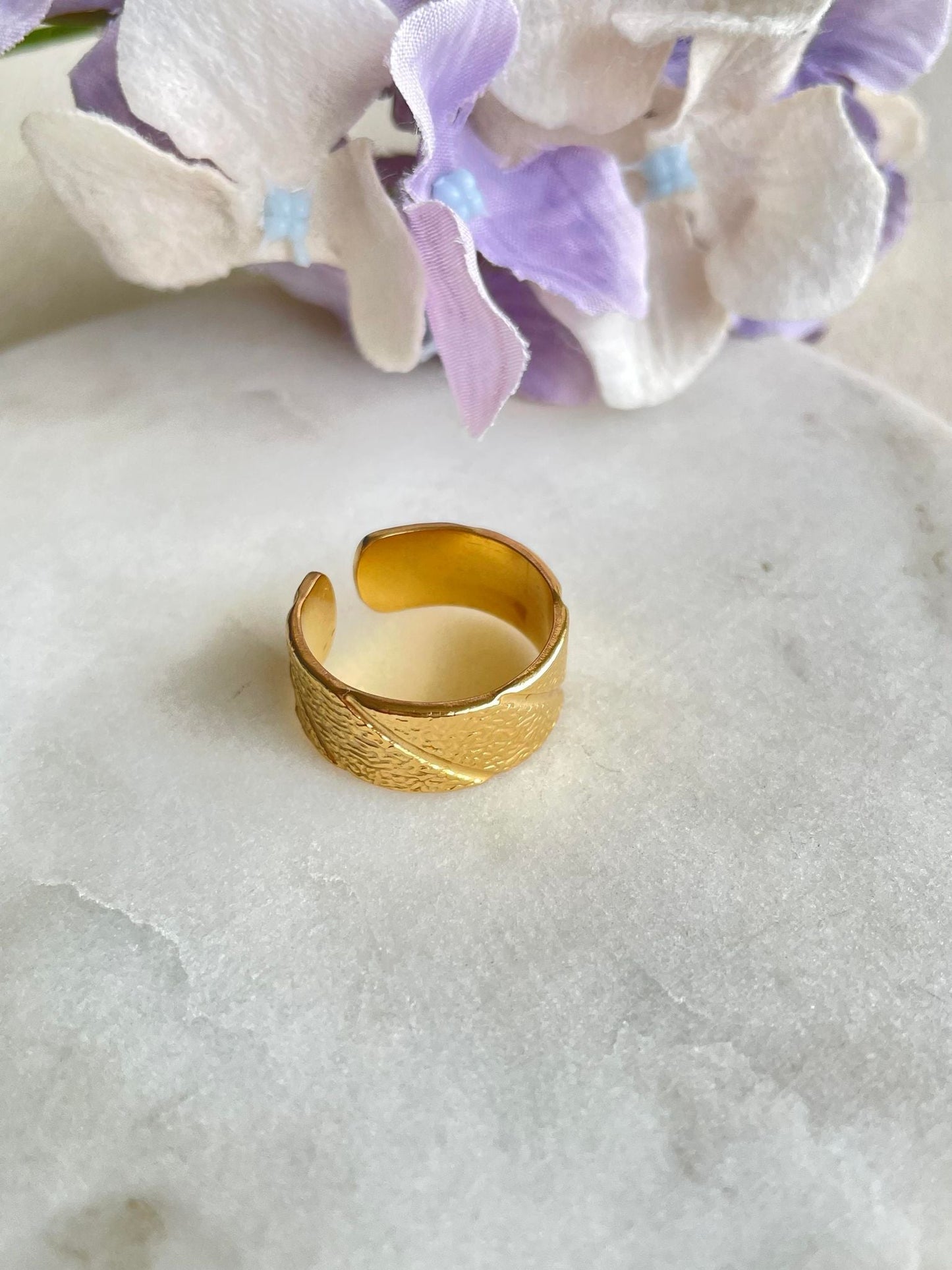 Diagonal gold ring - size 7 – Tarnish Proof Jewellery