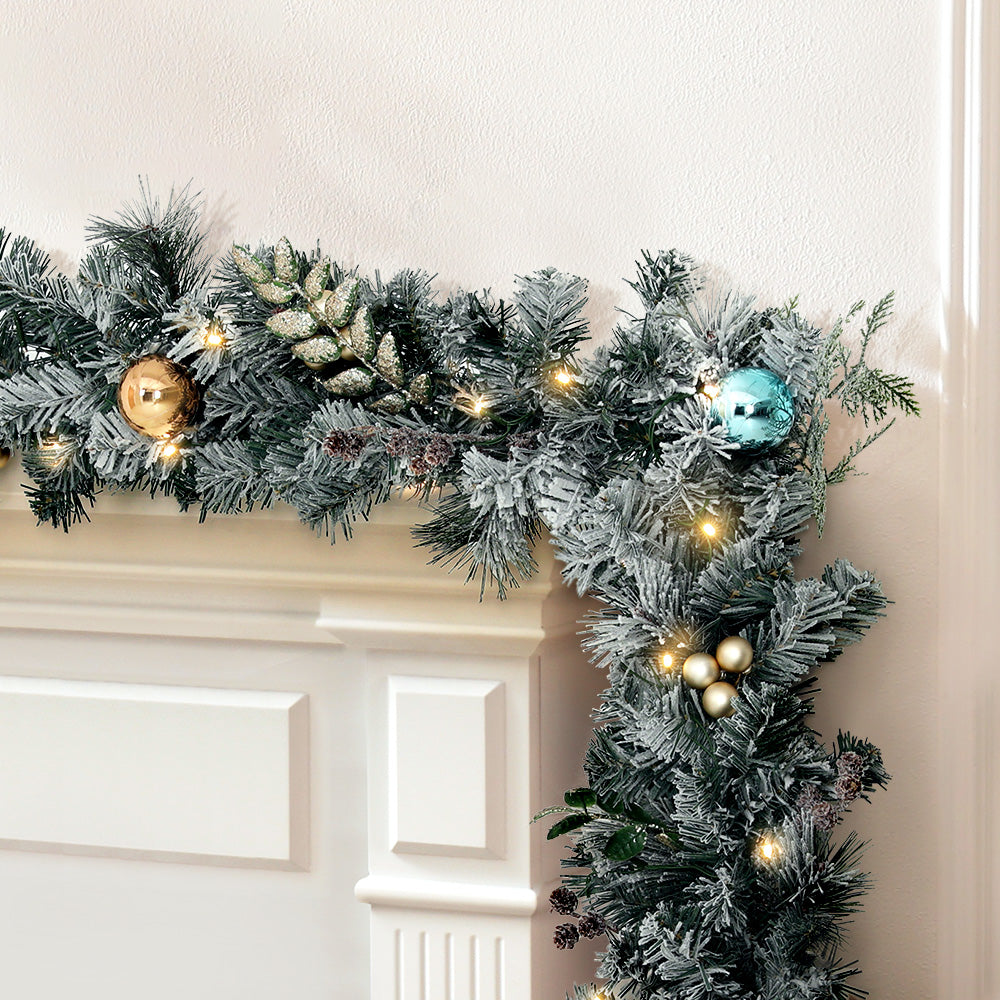 XM-TR-GAR-9FT-FROST-LED-86885-07.jpg