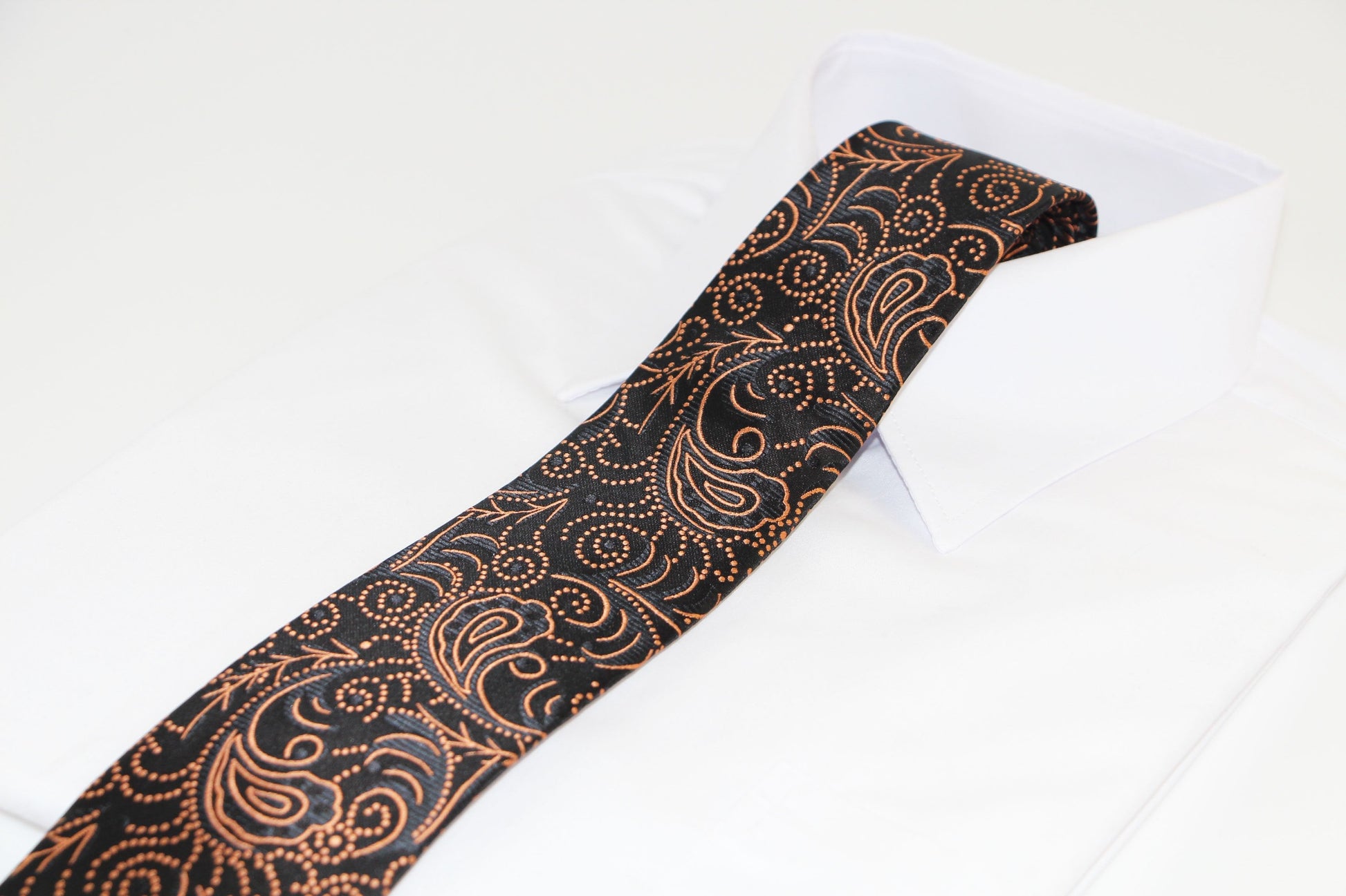 Mens Black & Burnt Orange Mixed Patterned 8cm Neck Tie