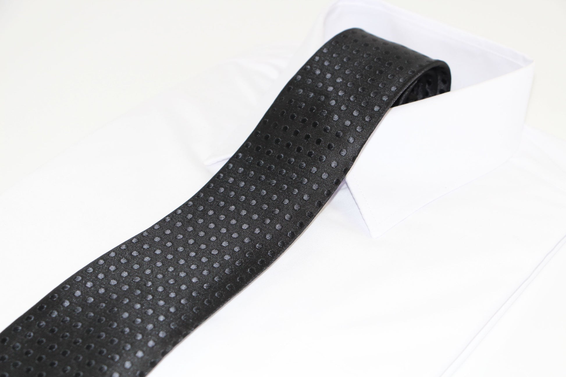 Mens Black Mini Polka Dot Patterned 8cm Neck Tie