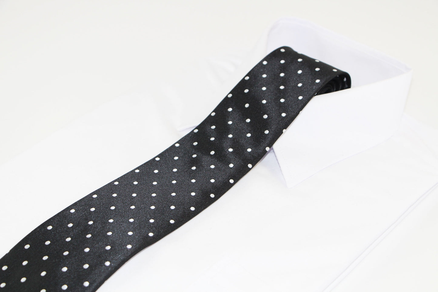 Mens Black With White Polka Dots Patterned 8cm Neck Tie