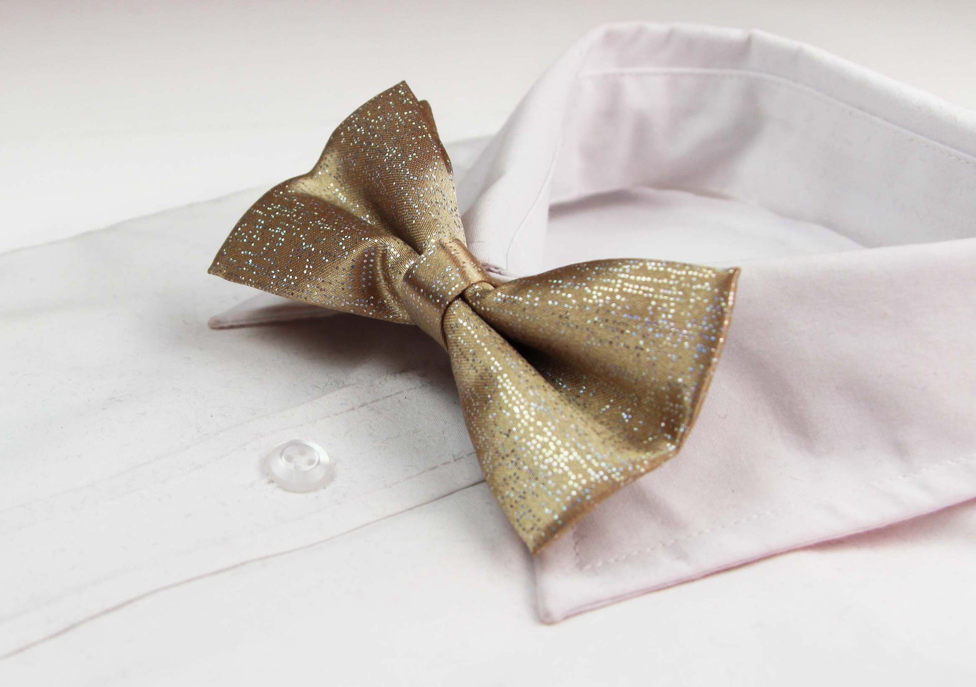 Mens Gold Sparkly Glitter Patterned Bow Tie