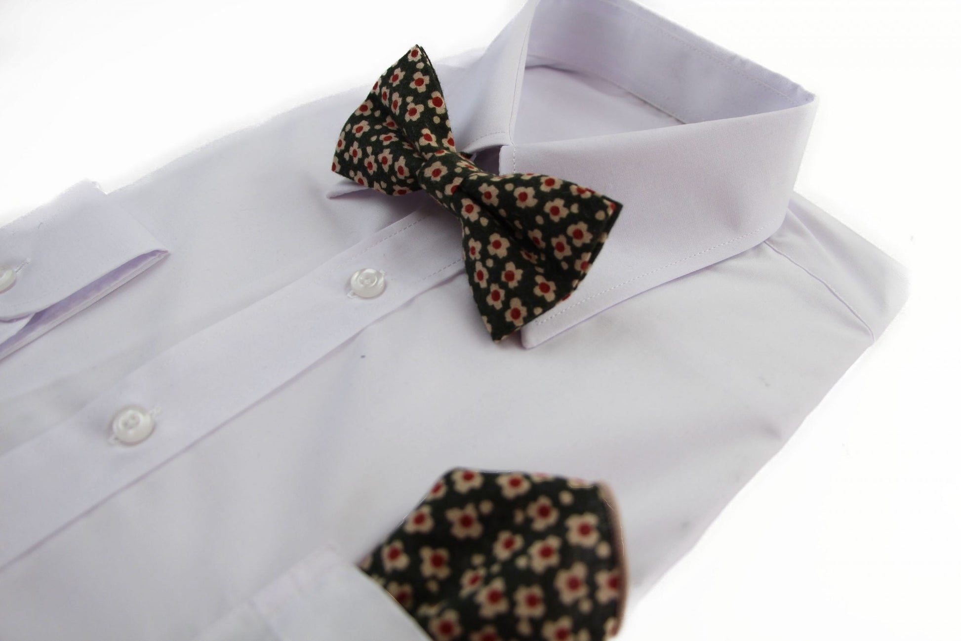Mens Green With Cream & Red Flowers Cotton Bow Tie & Pocket Square Set