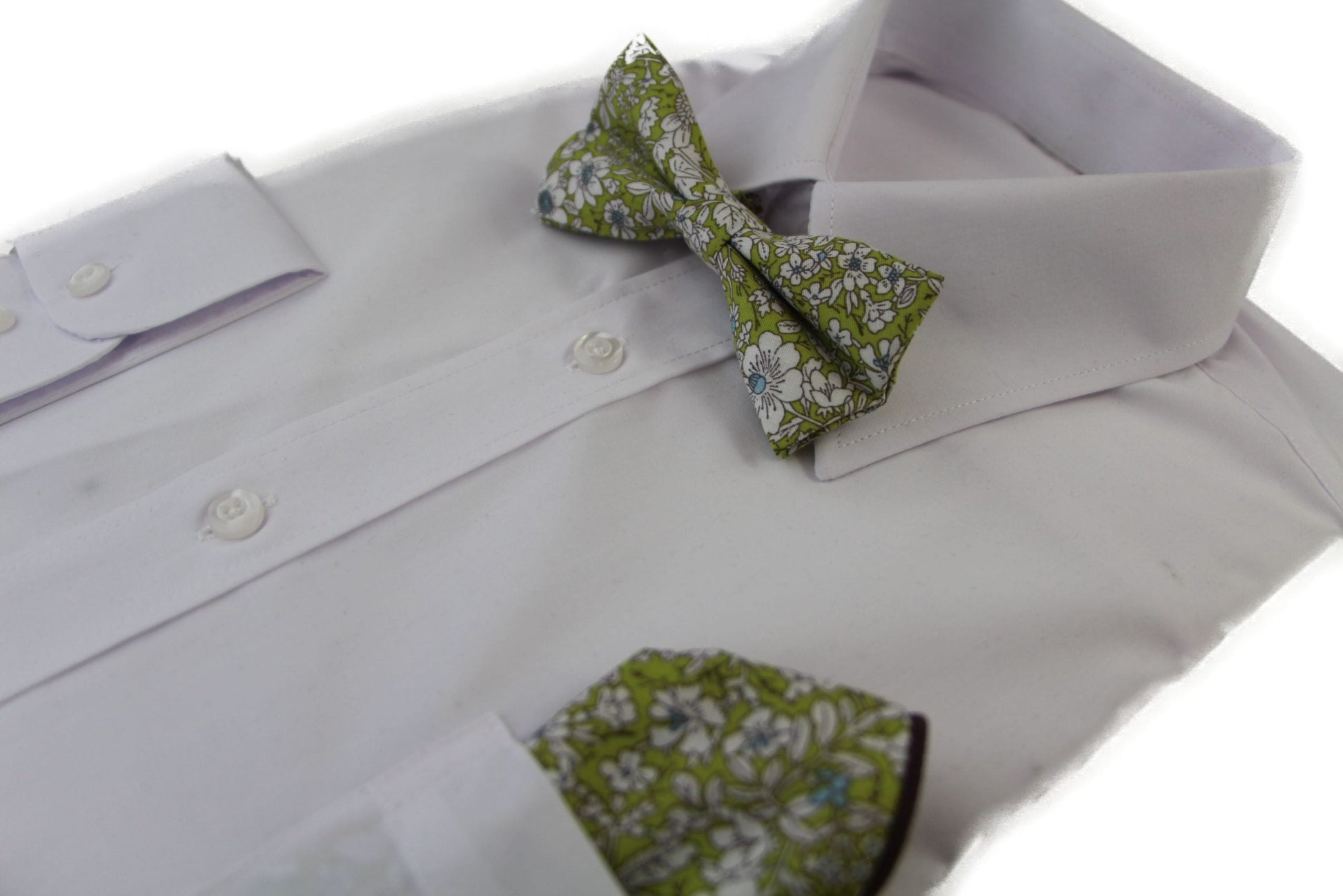 Mens Green With White Flowers Cotton Bow Tie & Pocket Square Set