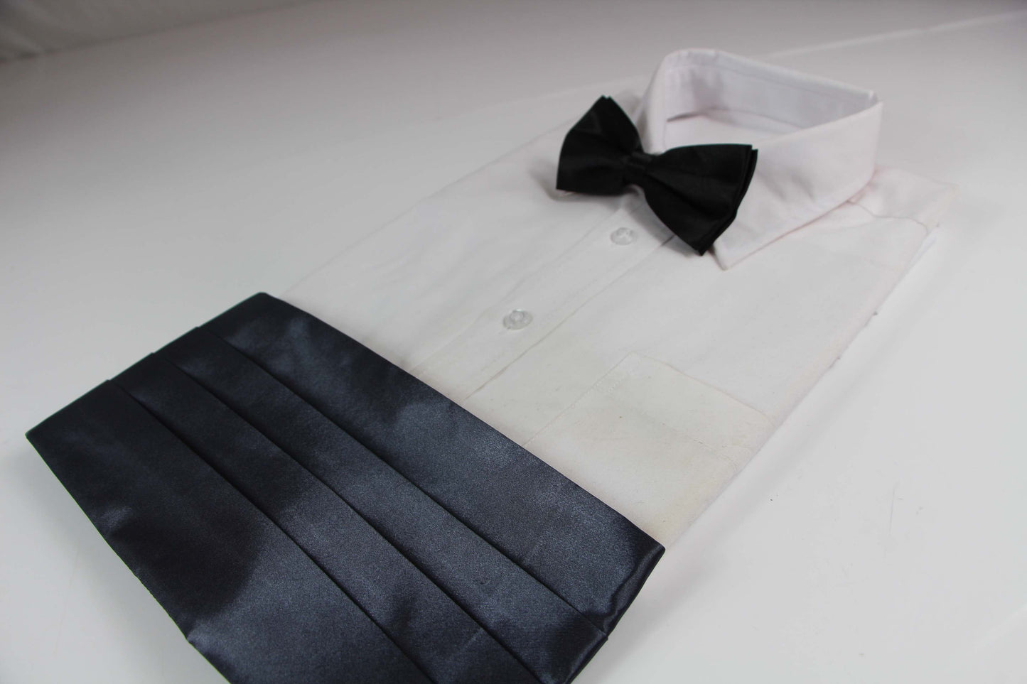 Mens Gunmetal Cummerbund & Black Bow Tie Set