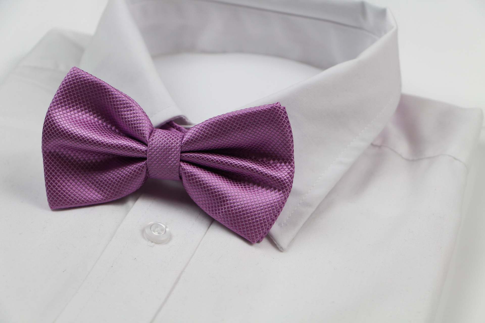 Mens Light Purple Plain Coloured Checkered Bow Tie