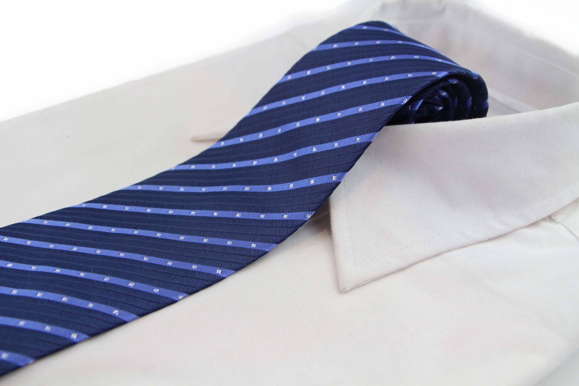 Mens Navy & Blue Striped 8cm Patterned Neck Tie