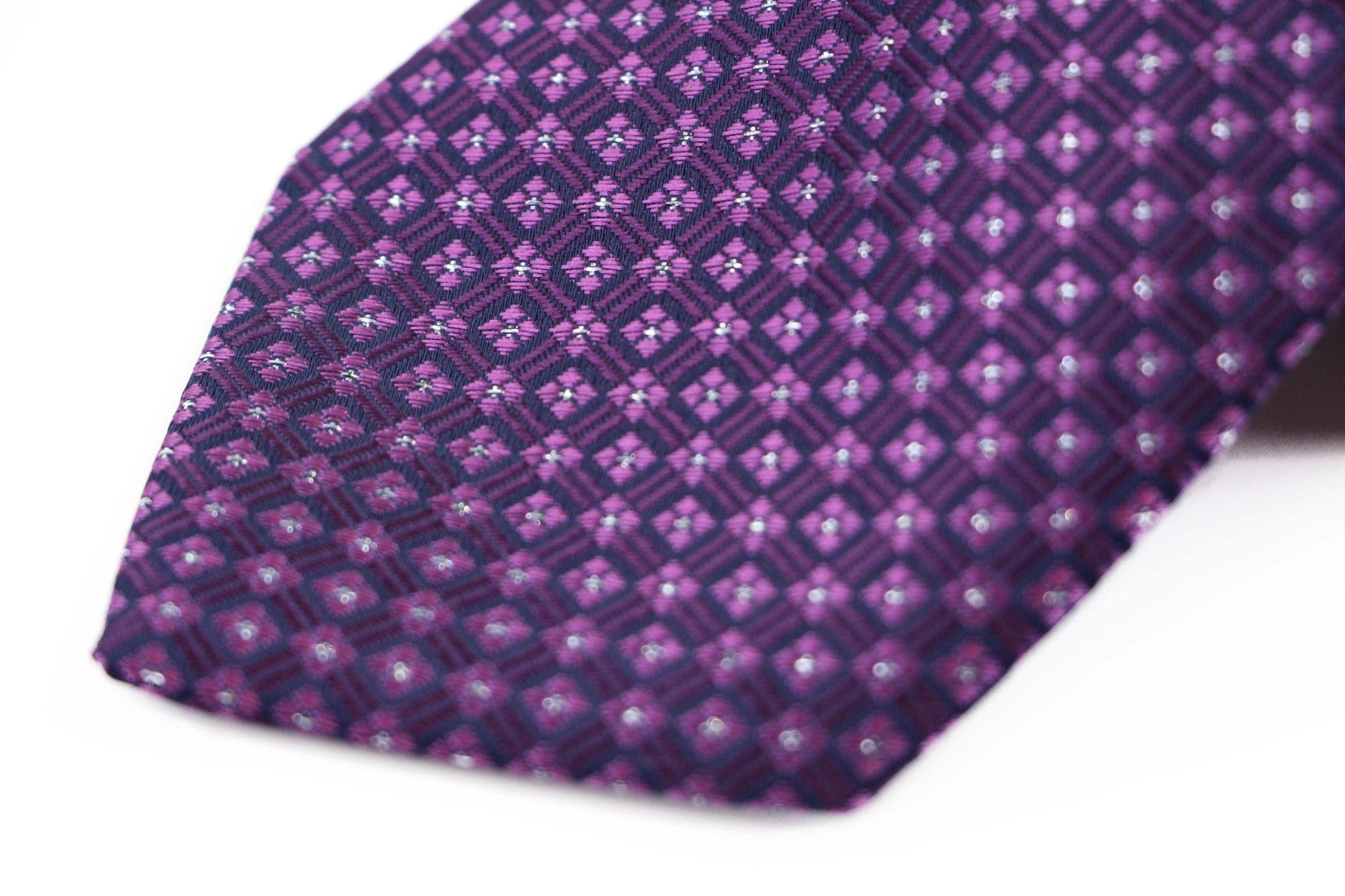 Mens Purple Cubes & Squares 8cm Patterned Neck Tie
