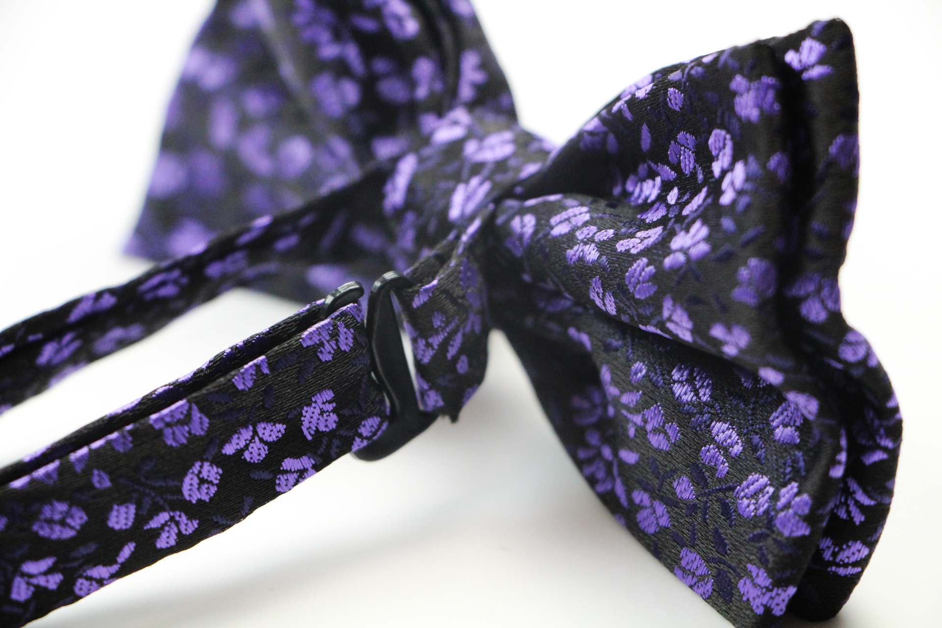 Mens Purple Floral Patterned Bow Tie