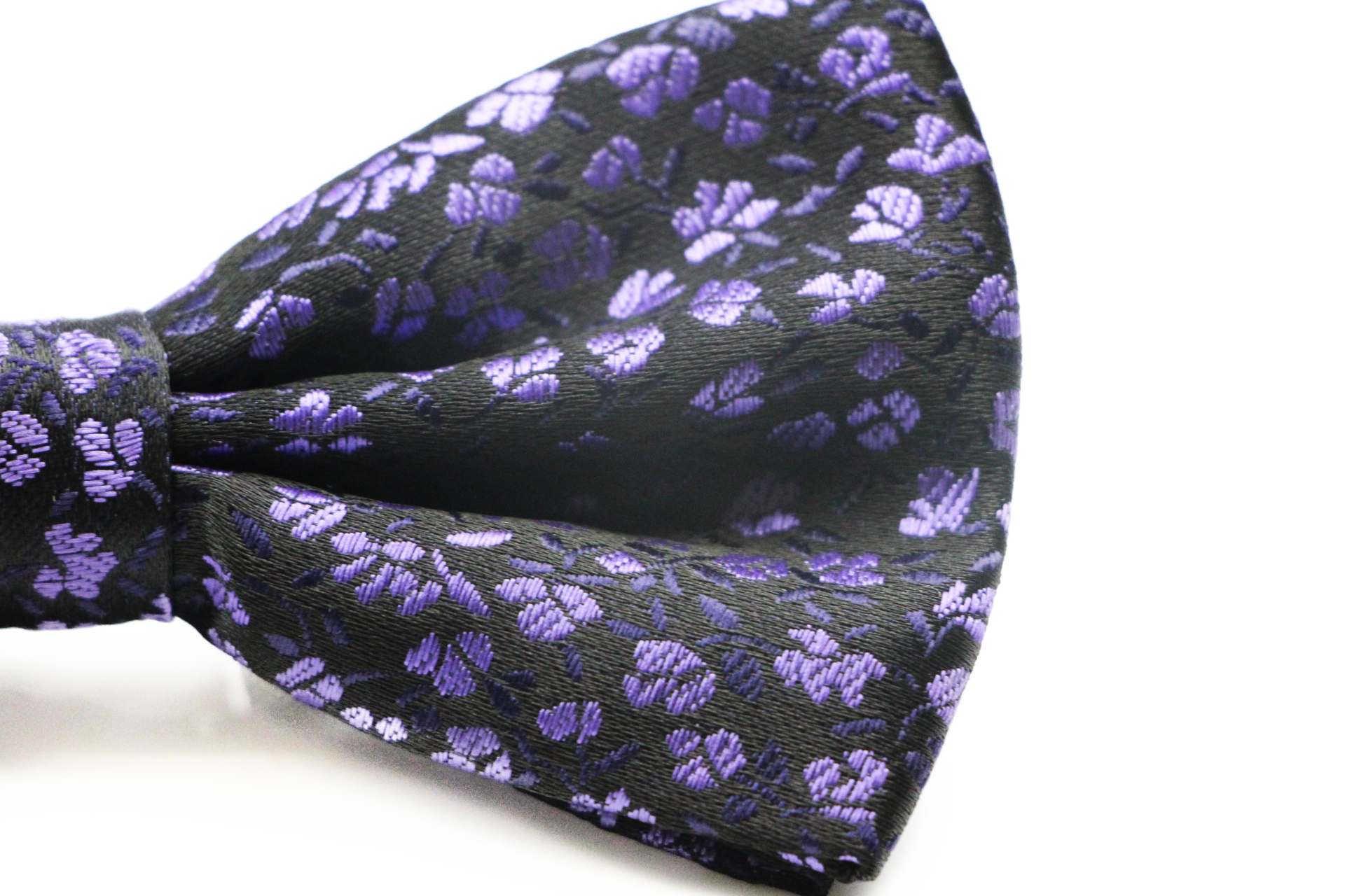 Mens Purple Floral Patterned Bow Tie
