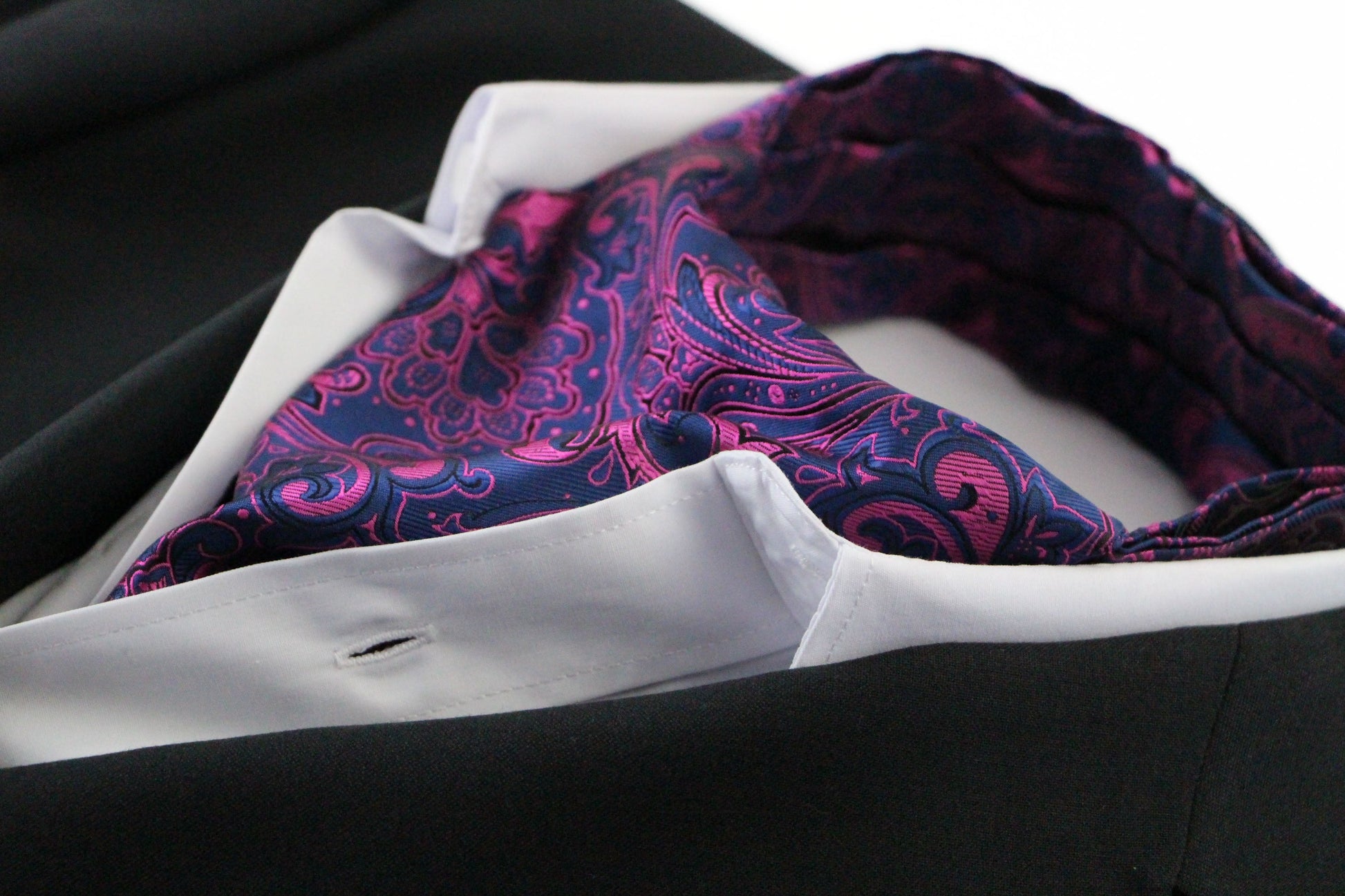 Mens Purple, Navy & Black Paisley Cravat
