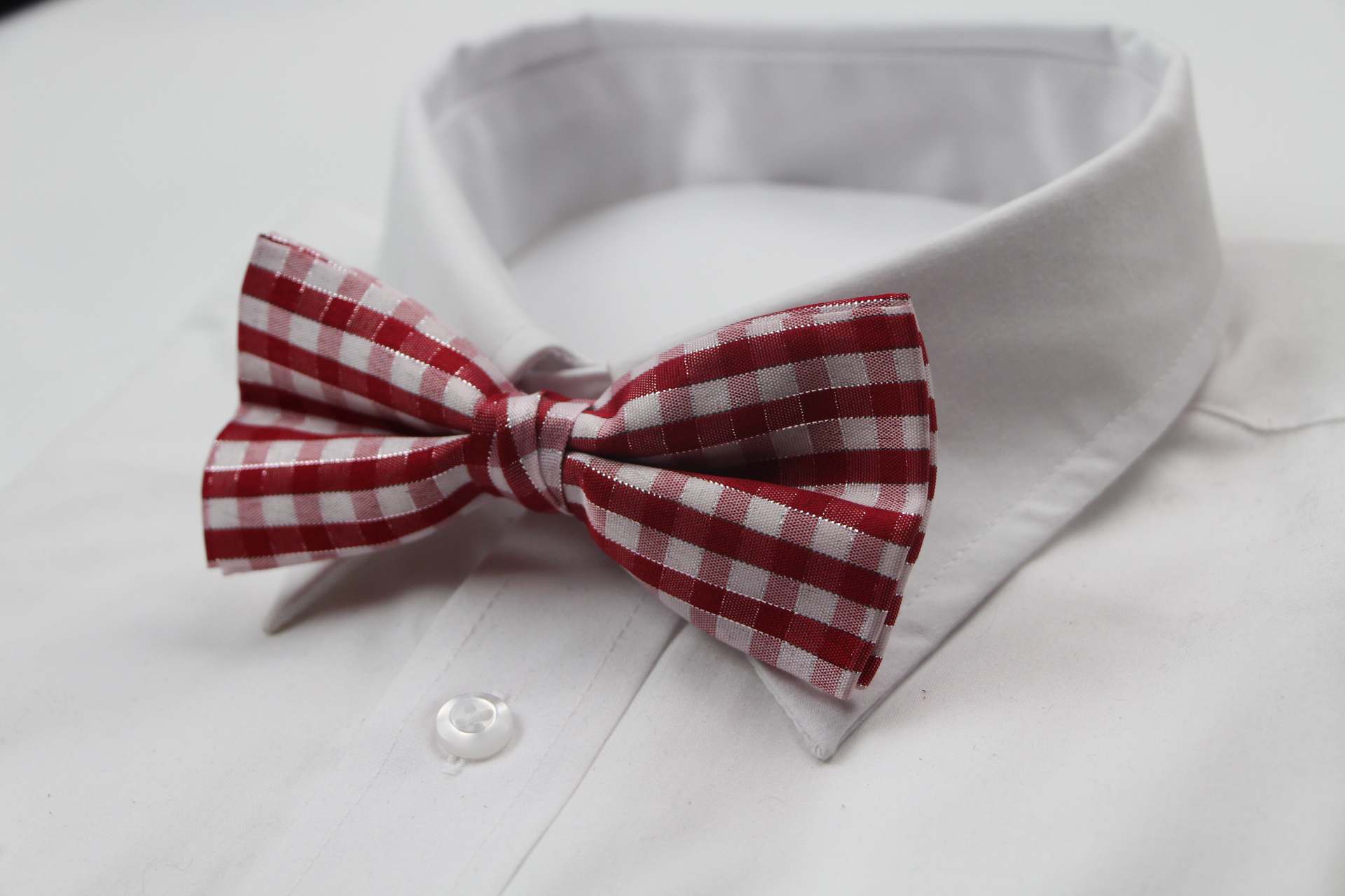 Mens Red, White & Pink Plaid Patterned Tinsel Bow Tie
