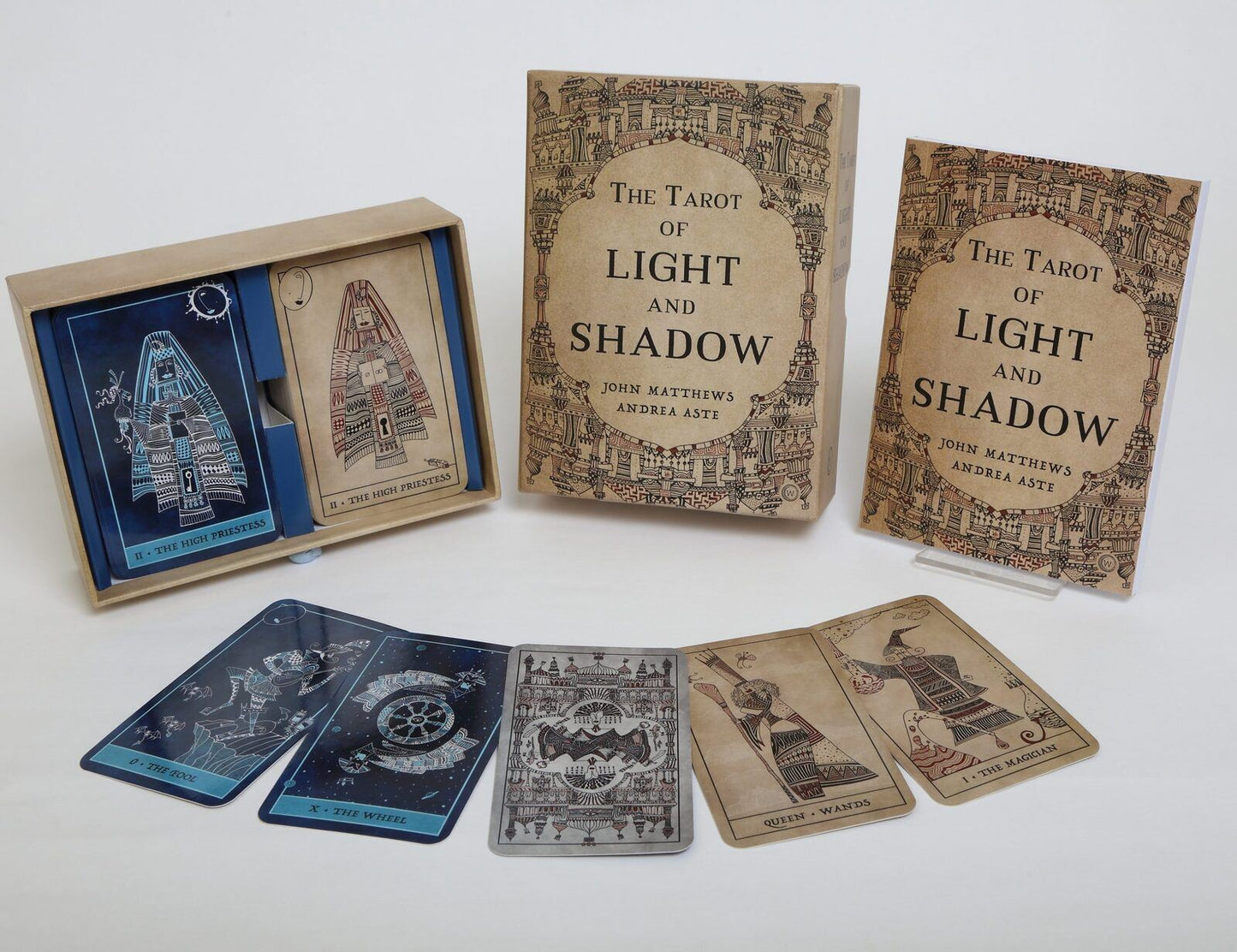 Tarot of Light and Shadow