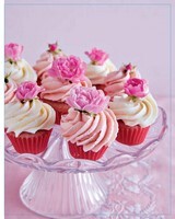 Tea at the Palace: 50 Delicious Recipes for Afternoon Tea