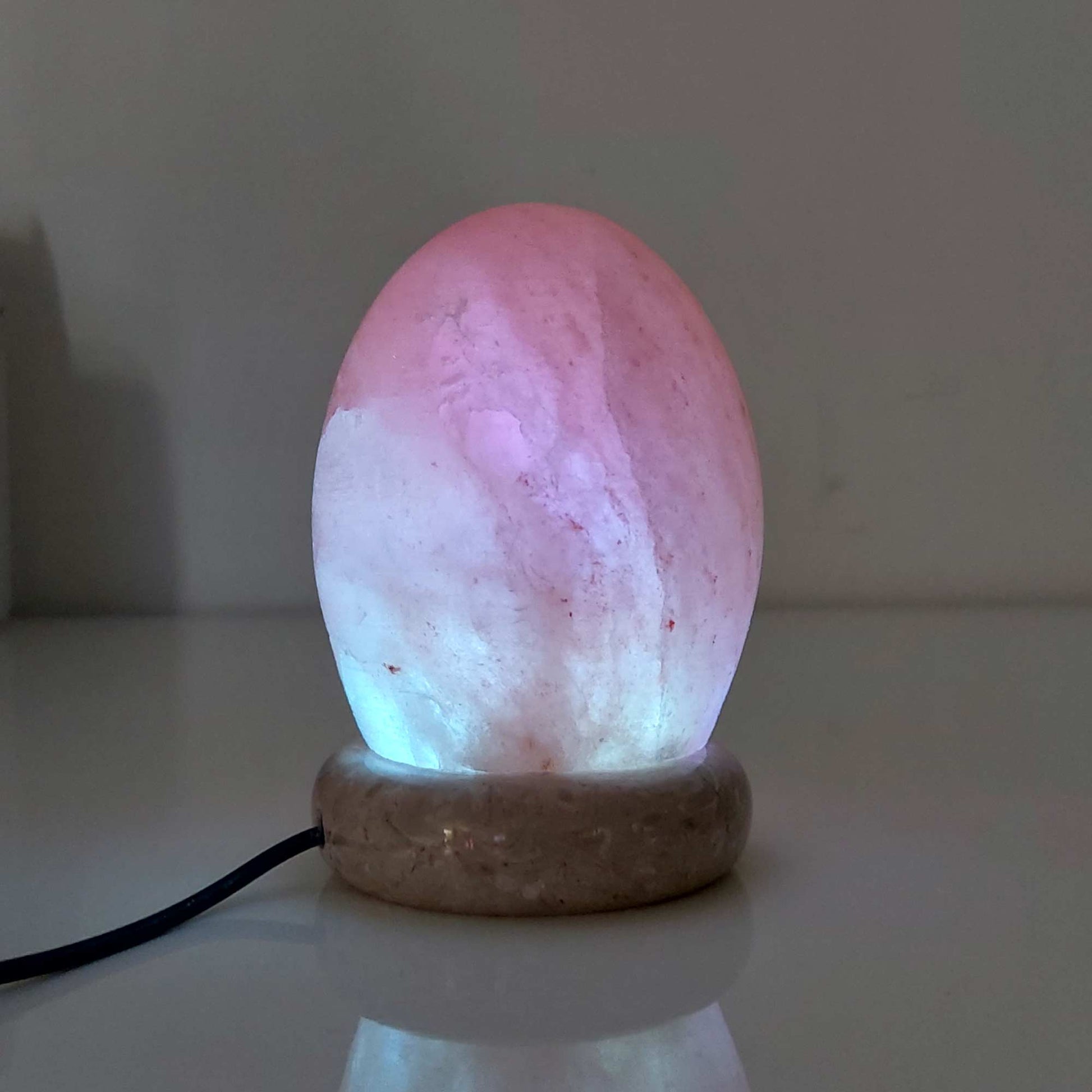 USB Colour Changing Egg Shape Himalayan Pink Salt Lamp Color Change LED Light