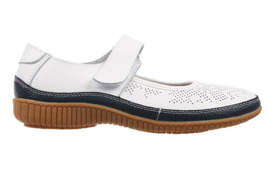 Womens Natural Comfort Adeline Leather Flats Slip On Comfort White/Navy Shoes