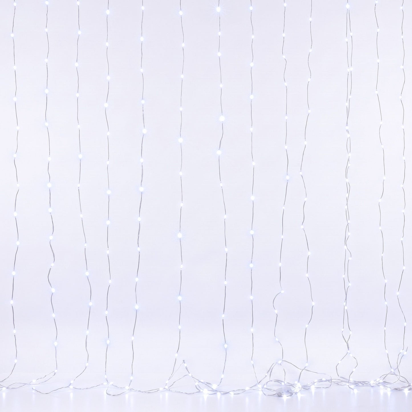 XMAS-CUR300-3X3-WHITE-09.jpg