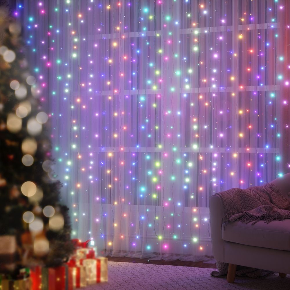 XMAS-CUR600-6M-WARM-MC-06.jpg