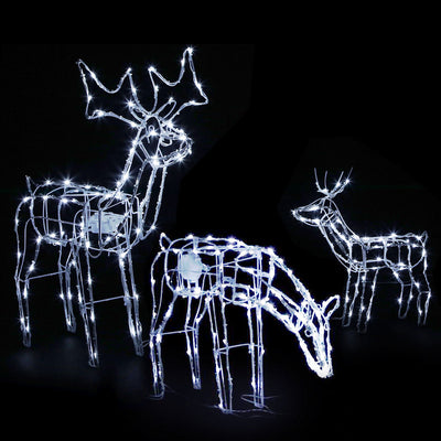 XMAS-MOT-3DEERS-MOV-WH-00.jpg