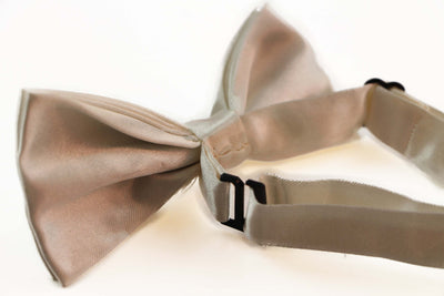 Boys Ivory Plain Bow Tie