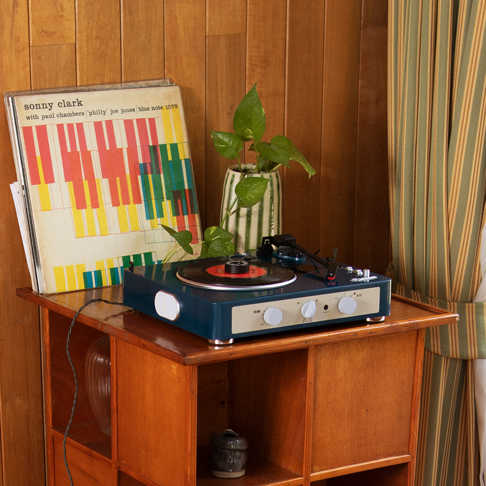 Gadhouse Brad MKII Record Player - Navy